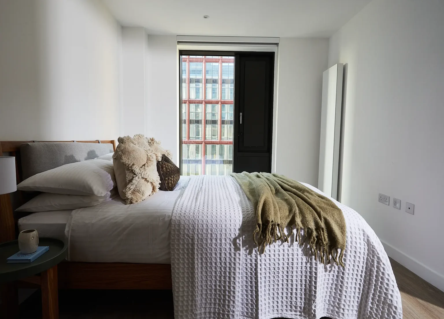 Vita Living Circle Square Apartment Bedroom