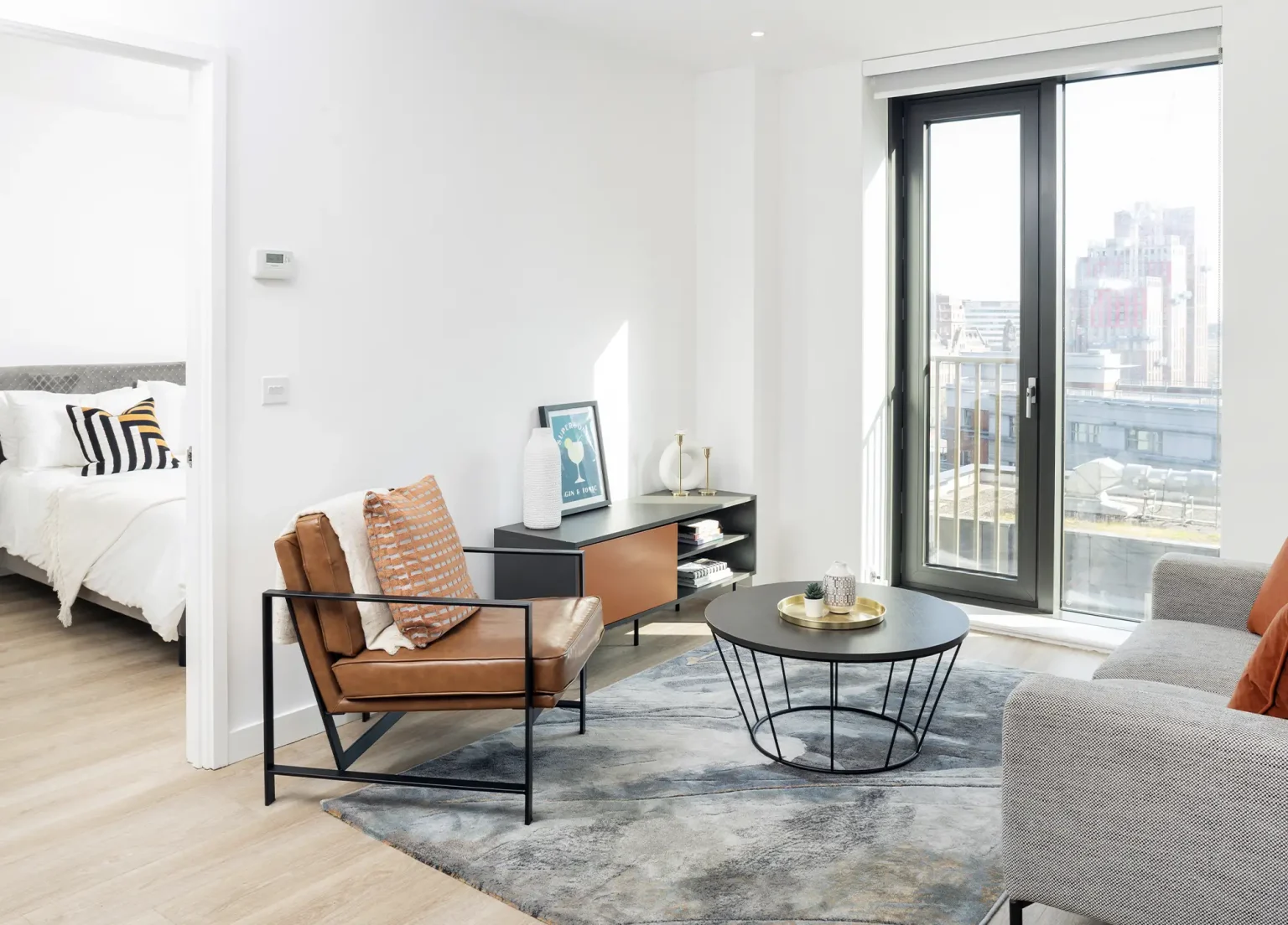 Vita Living Circle Square Apartment Living